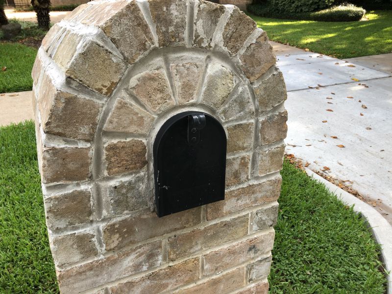 Brick Mailbox Assembly