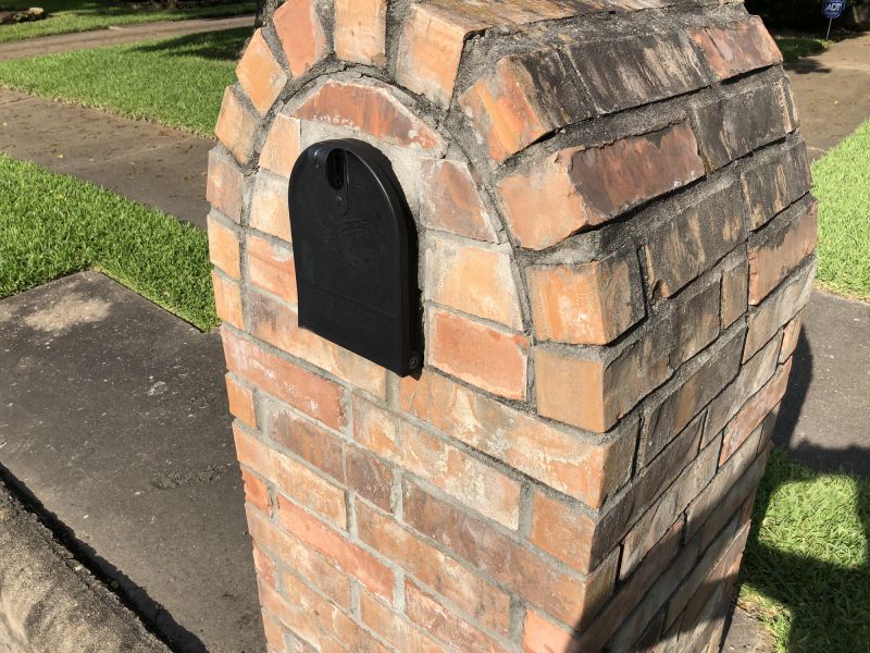 Brick Mailbox Assembly
